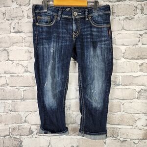 Silver Jeans Aiko  Capri Dark Wash Distressed Factory Fade Size 29
